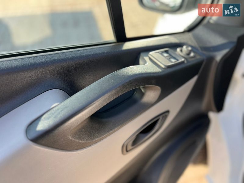 Вантажний фургон Renault Trafic 2017 в Ковелі фото 17 Вантажний фургон Renault Trafic 2017 в Ковелі