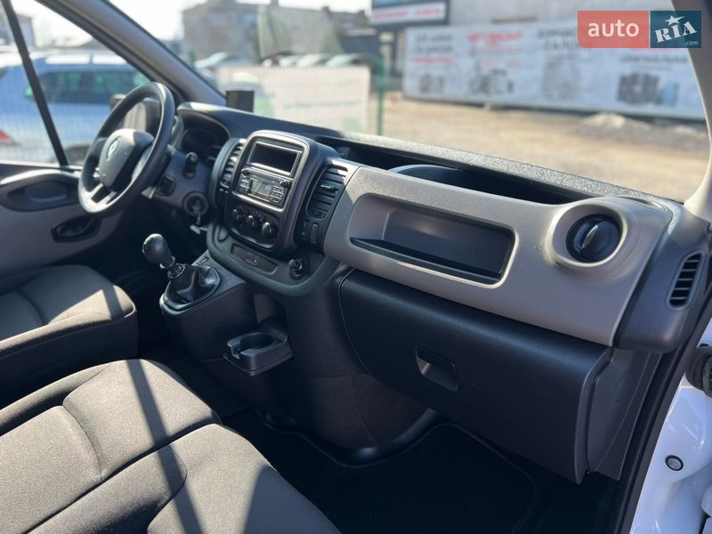 Вантажний фургон Renault Trafic 2017 в Ковелі фото 45 Вантажний фургон Renault Trafic 2017 в Ковелі
