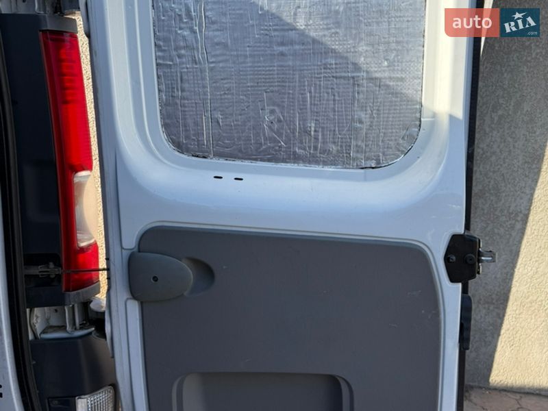 Інші вантажівки Renault Trafic 2012 в Арцизові фото 12 Інші вантажівки Renault Trafic 2012 в Арцизові