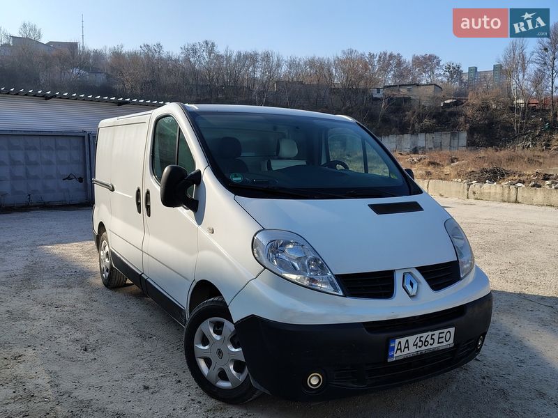 Грузовой фургон Renault Trafic 2014 в Киеве