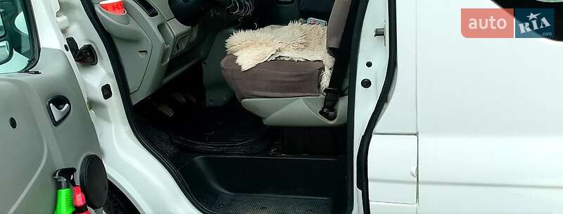 Минивэн Renault Trafic 2003 в Киеве