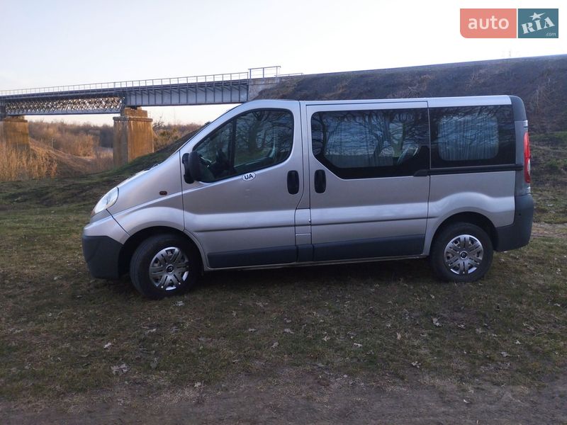 Мінівен Renault Trafic 2007 в Смілі фото 13 Мінівен Renault Trafic 2007 в Смілі