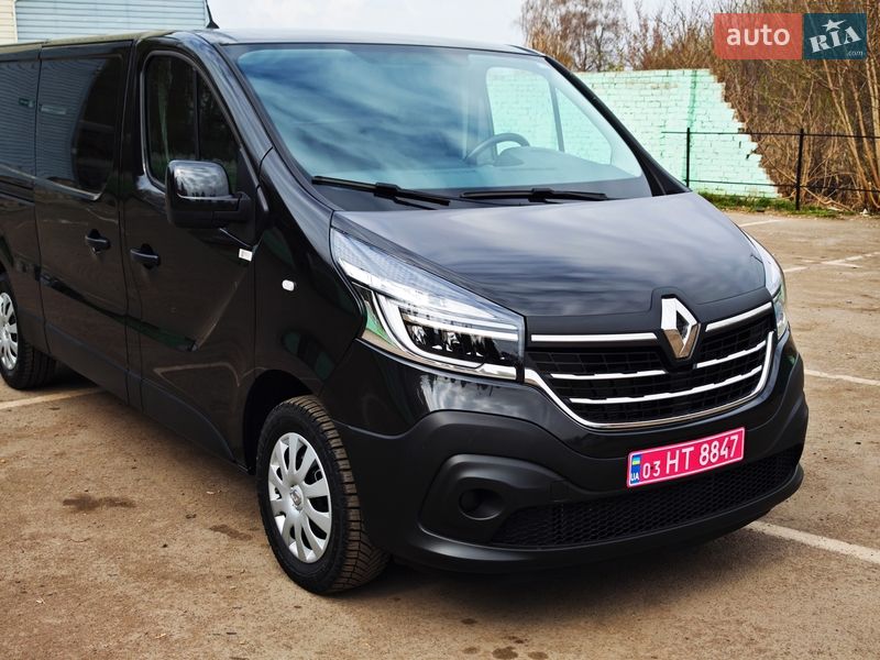 Вантажний фургон Renault Trafic 2020 в Дубні