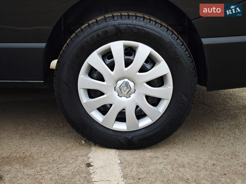 Вантажний фургон Renault Trafic 2020 в Дубні