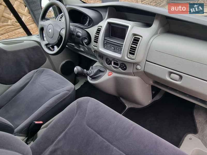 Минивэн Renault Trafic 2012 в Черновцах фото 48 Минивэн Renault Trafic 2012 в Черновцах