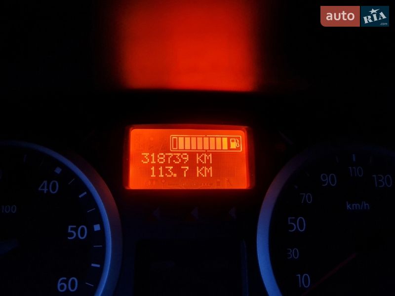 Минивэн Renault Trafic 2012 в Киеве фото 5 Минивэн Renault Trafic 2012 в Киеве