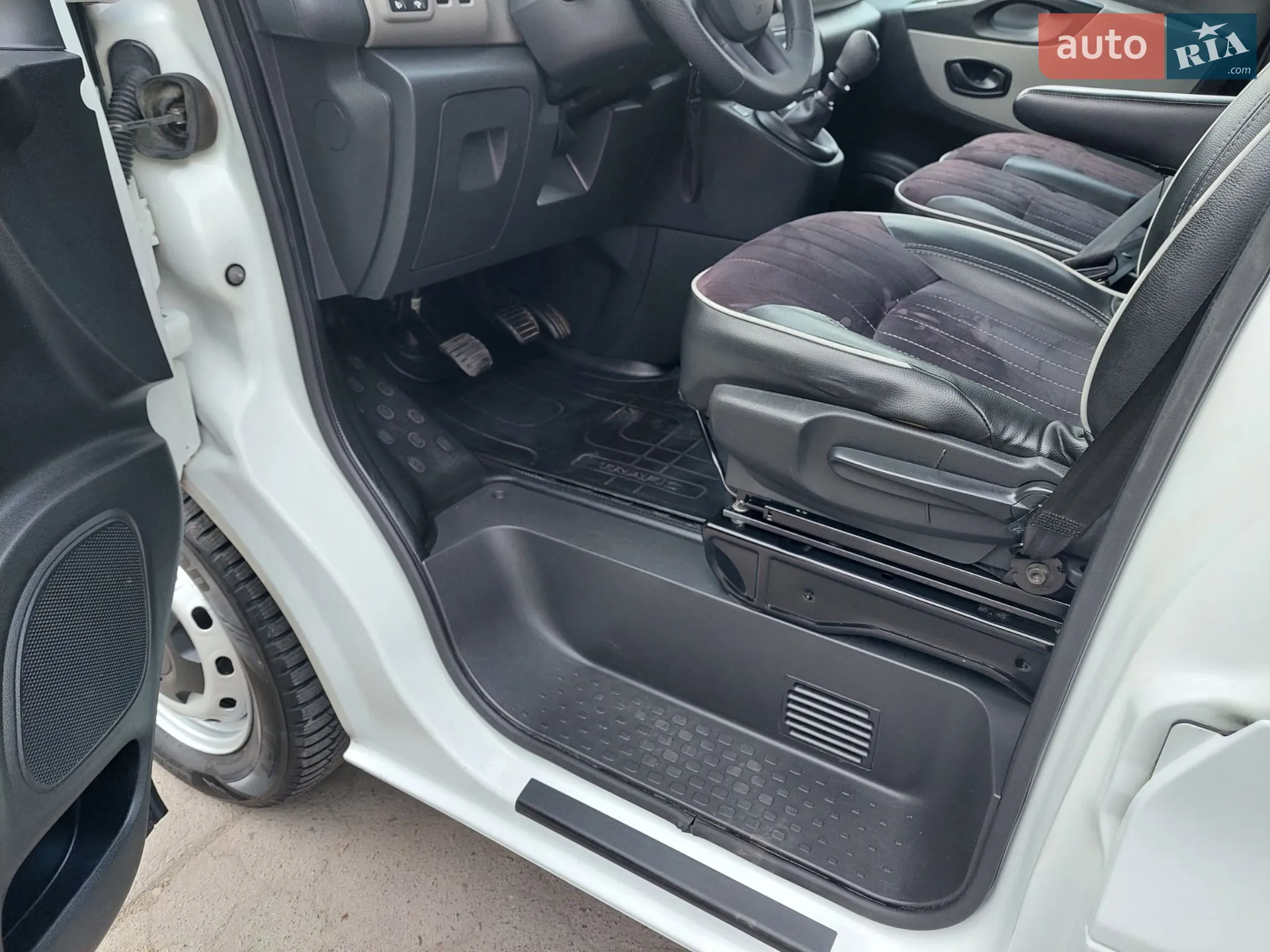 2018 Renault Trafic - мініатюра 12