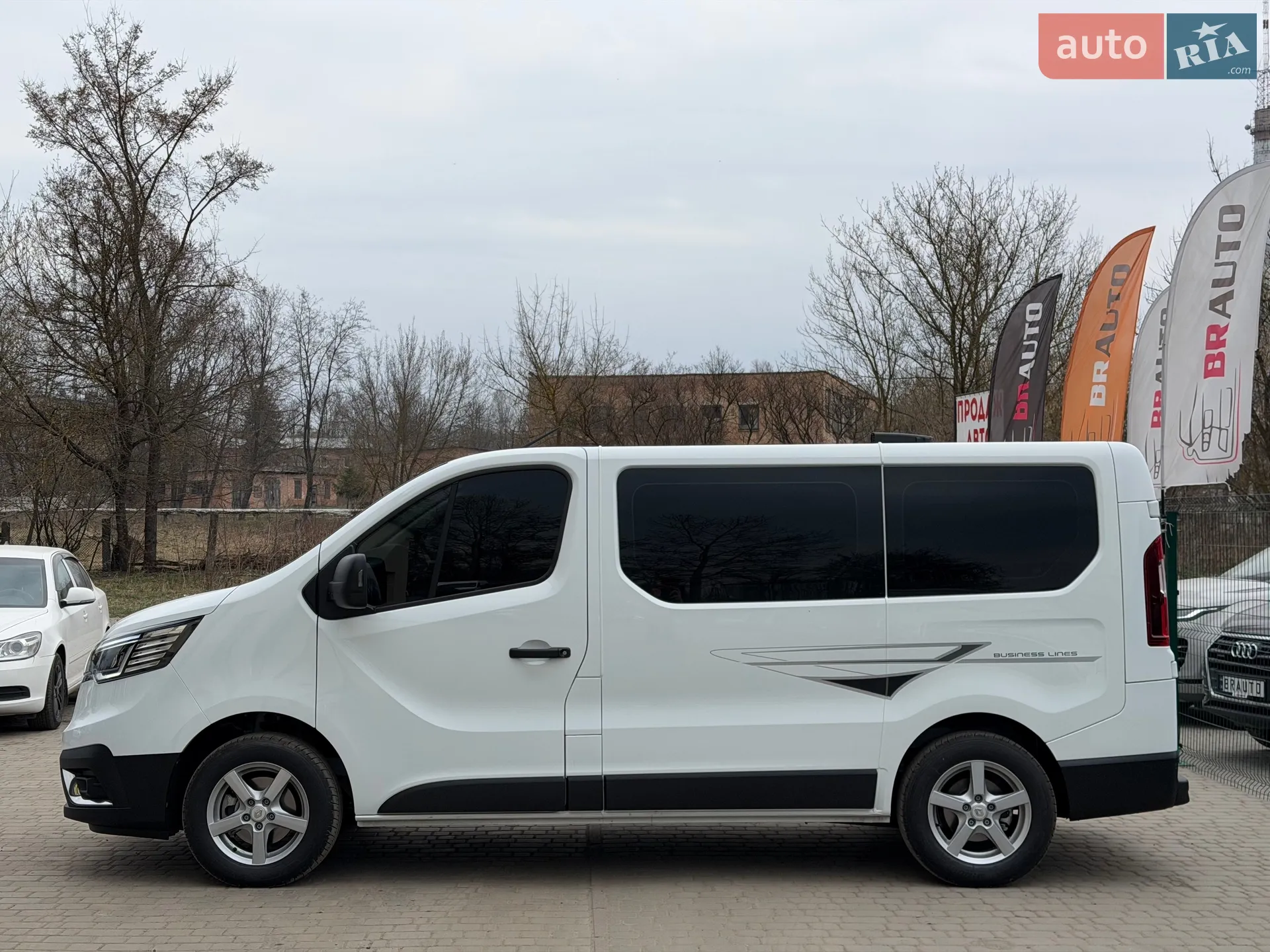 2022 Renault Trafic - мініатюра 12