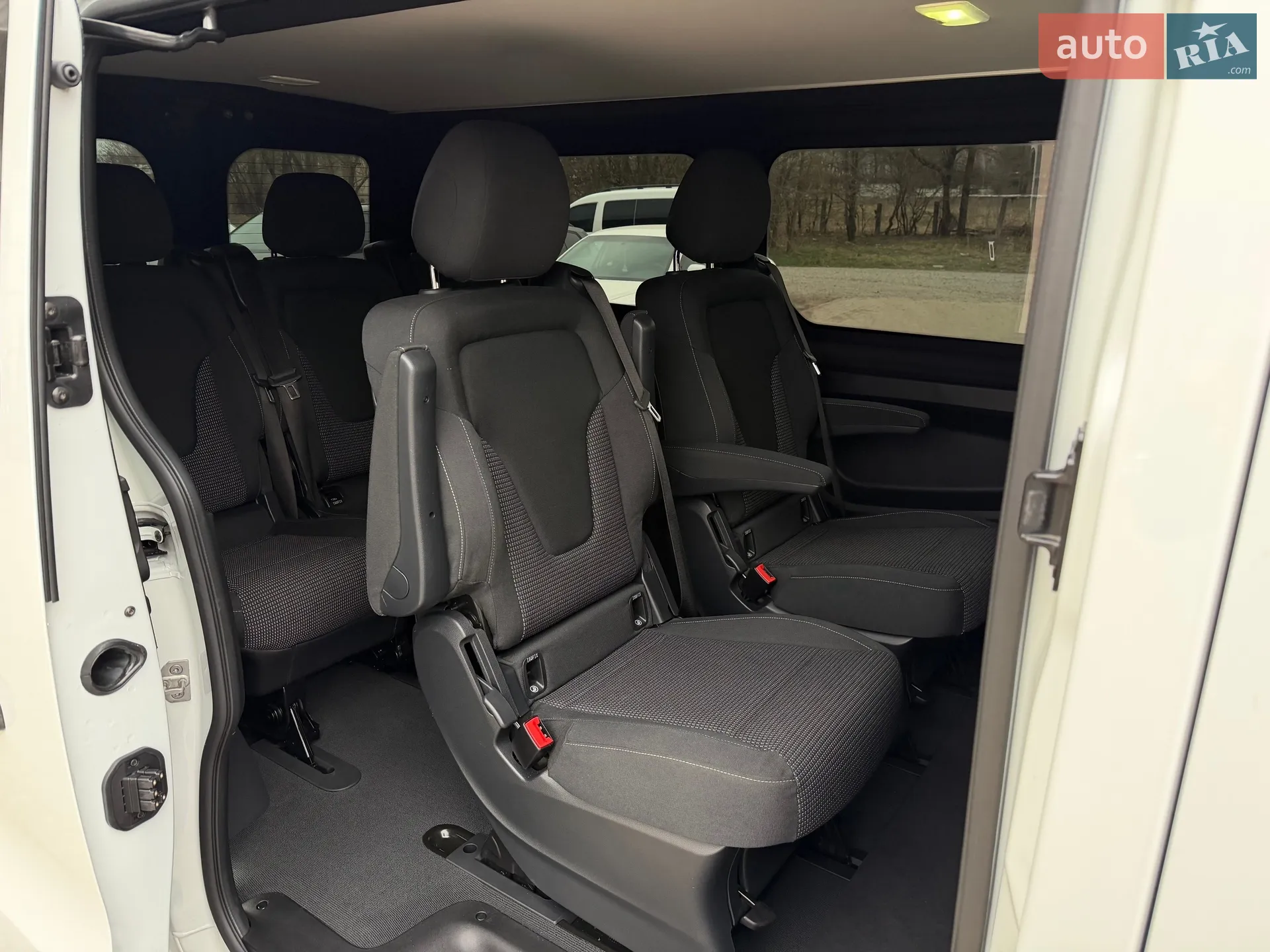 2022 Renault Trafic - мініатюра 30