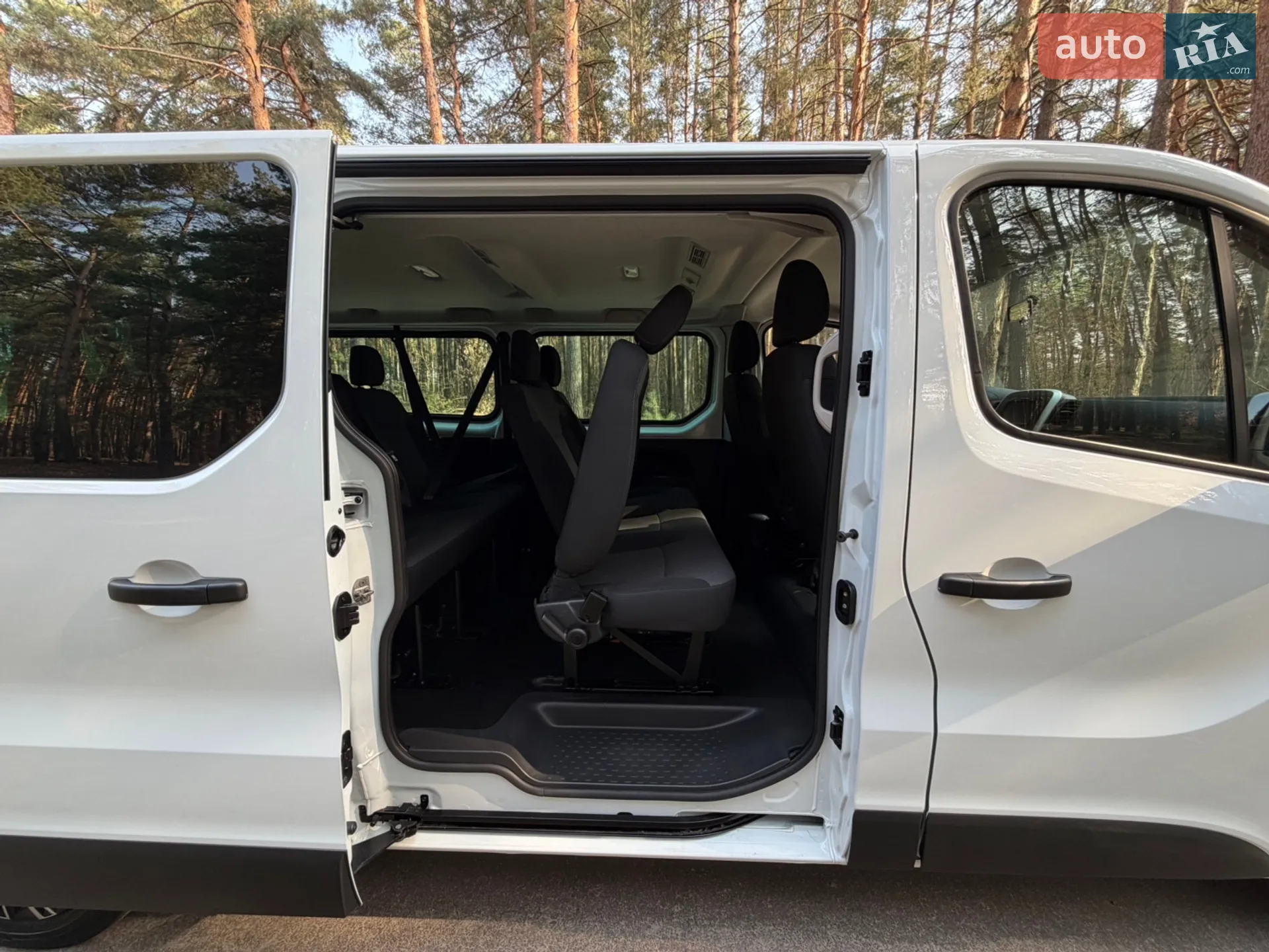 2021 Renault Trafic - мініатюра 52