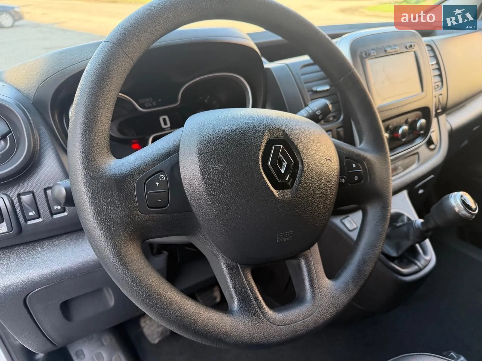 2021 Renault Trafic - мініатюра 18