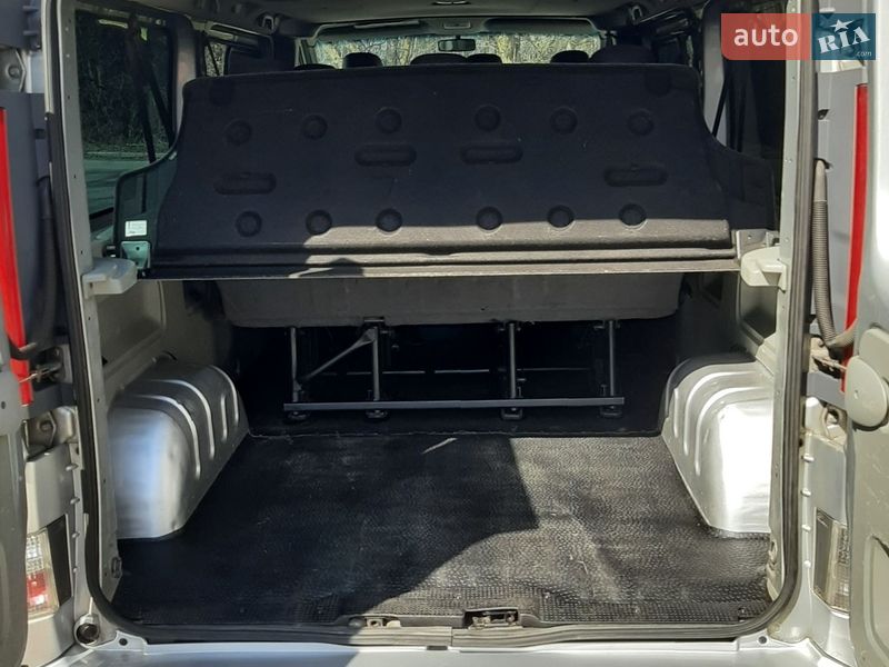 Мінівен Renault Trafic 2010 в Полтаві