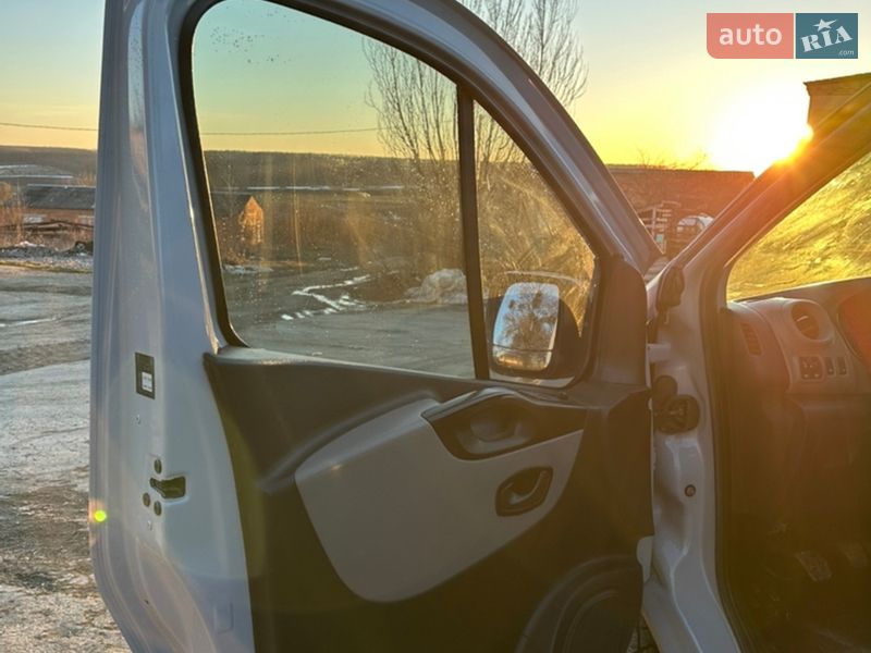 Минивэн Renault Trafic 2018 в Новой Ушице