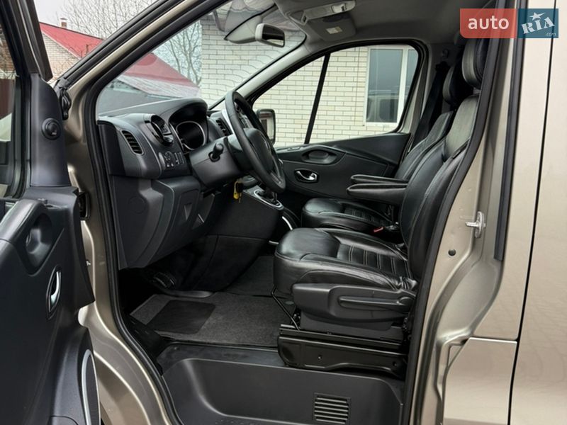 Вантажопасажирський фургон Renault Trafic 2019 в Києві фото 78 Вантажопасажирський фургон Renault Trafic 2019 в Києві