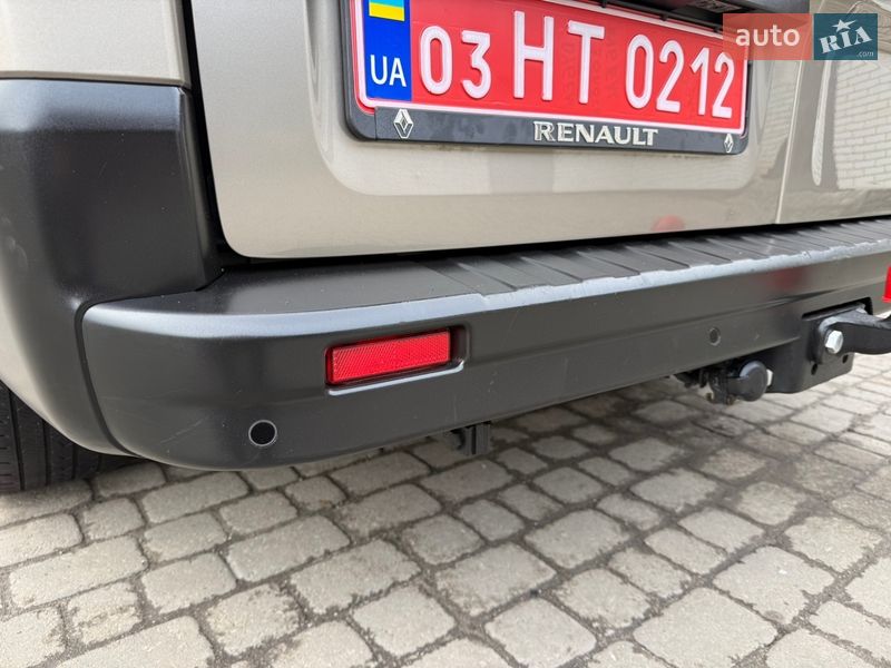 Вантажопасажирський фургон Renault Trafic 2019 в Києві фото 100 Вантажопасажирський фургон Renault Trafic 2019 в Києві