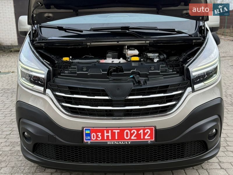 Вантажопасажирський фургон Renault Trafic 2019 в Києві фото 114 Вантажопасажирський фургон Renault Trafic 2019 в Києві