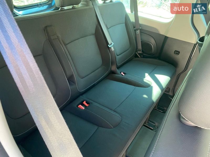 Минивэн Renault Trafic 2022 в Дубно