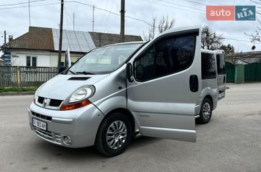 Минивэн Renault Trafic 2004 в Хмельнике