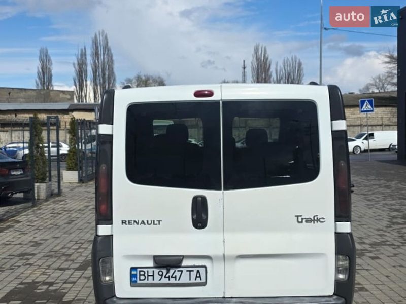 Мінівен Renault Trafic 2003 в Одесі