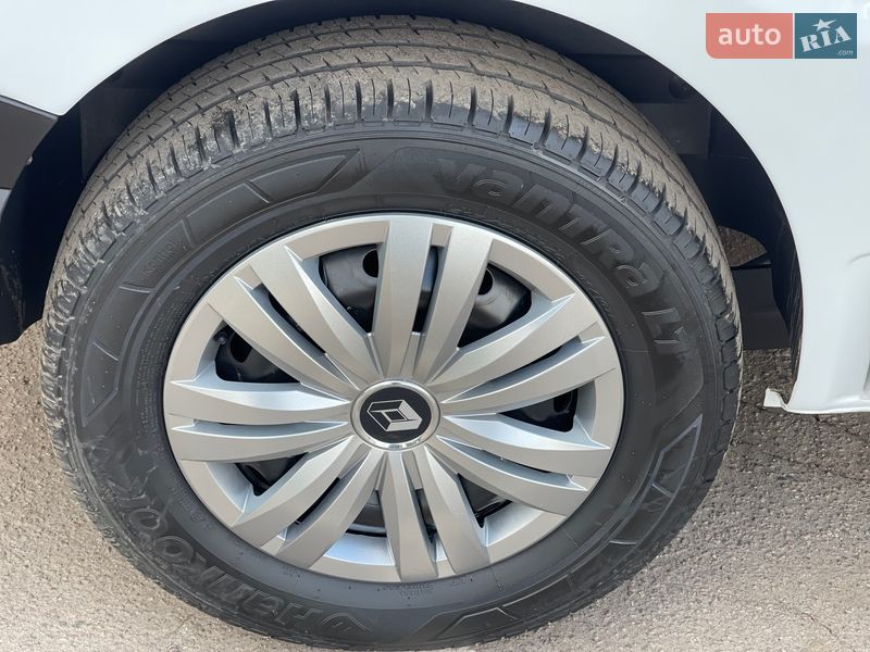 Грузовой фургон Renault Trafic 2023 в Дубно