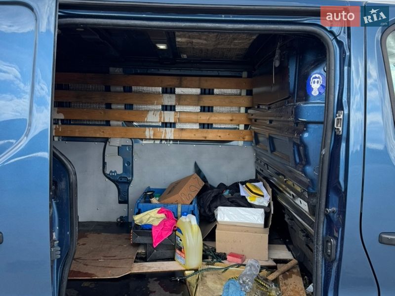 Вантажний фургон Renault Trafic 2015 в Києві фото 11 Вантажний фургон Renault Trafic 2015 в Києві