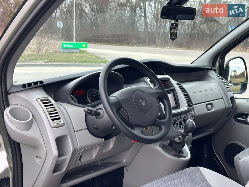 Мінівен Renault Trafic 2012 в Бродах фото 30 Мінівен Renault Trafic 2012 в Бродах