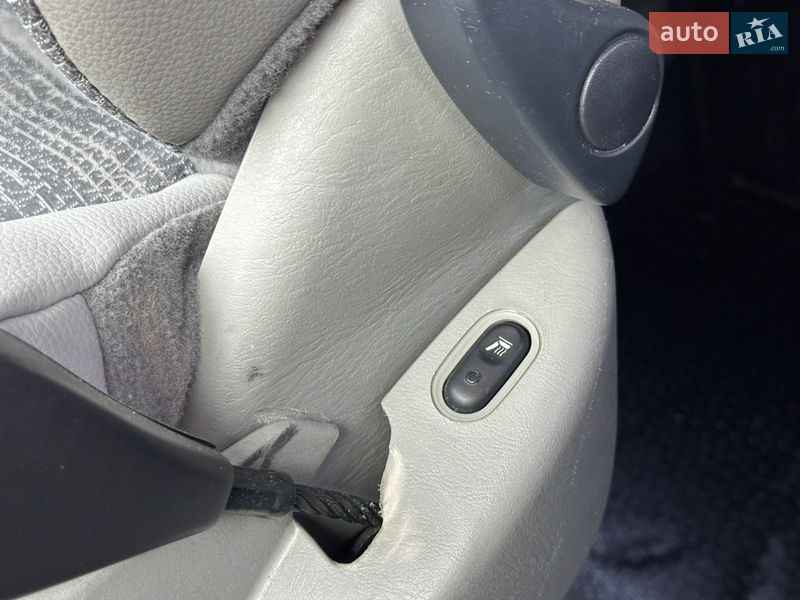 Мінівен Renault Trafic 2012 в Бродах фото 41 Мінівен Renault Trafic 2012 в Бродах