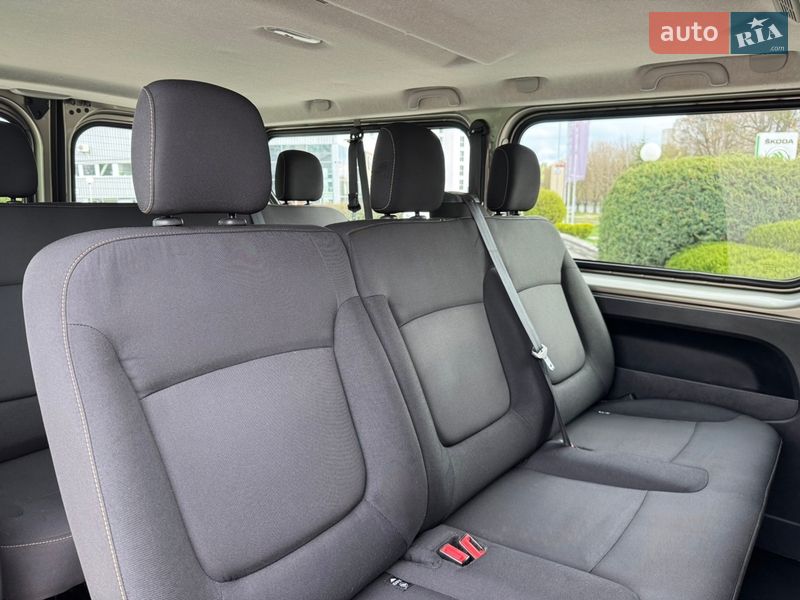 Мінівен Renault Trafic 2017 в Луцьку фото 44 Мінівен Renault Trafic 2017 в Луцьку