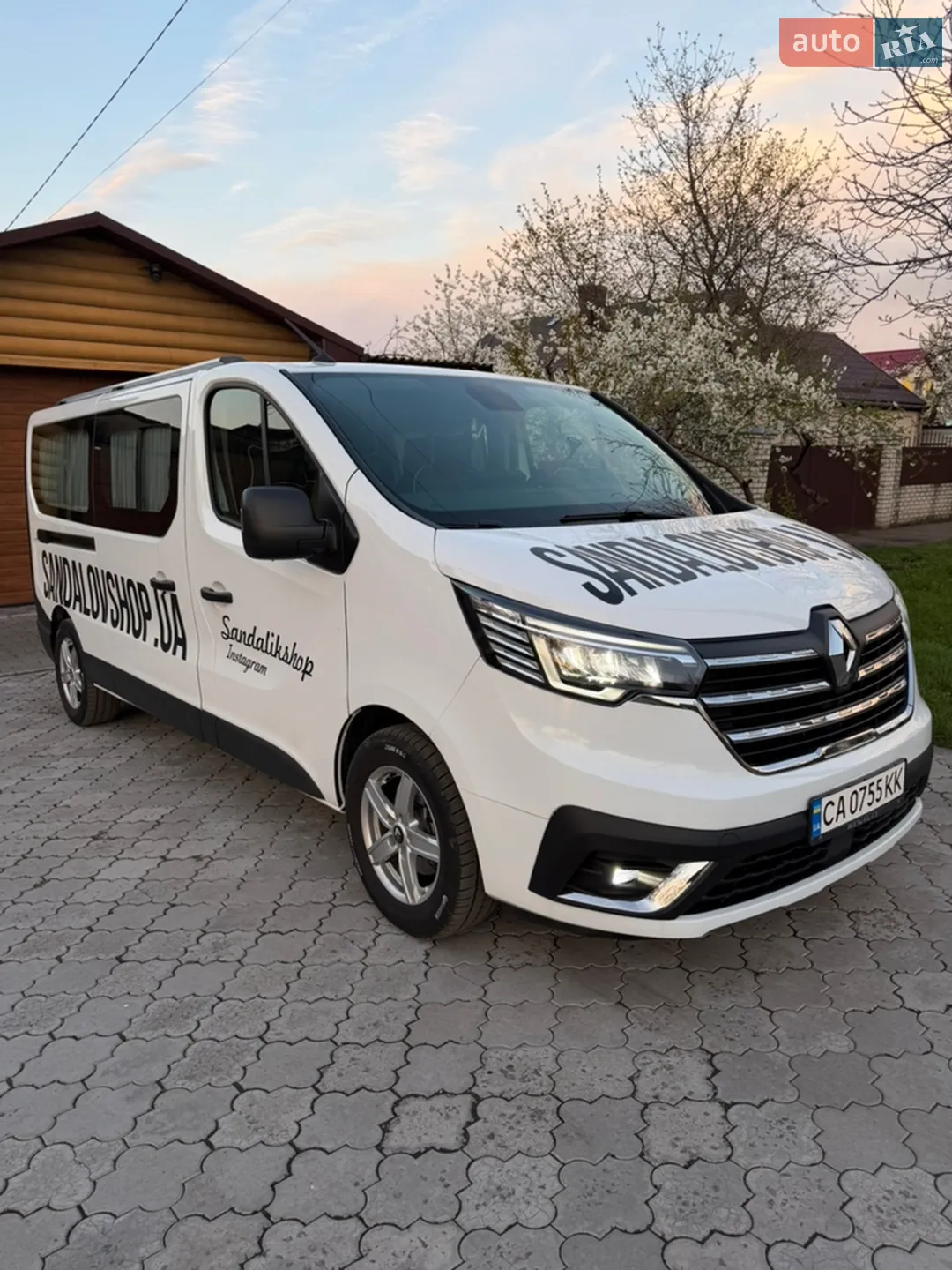 2022 Renault Trafic - мініатюра 2