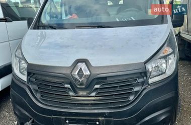 Грузовой фургон Renault Trafic 2015 в Львове
