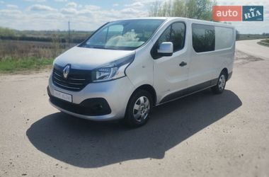 Минивэн Renault Trafic 2017 в Дубно