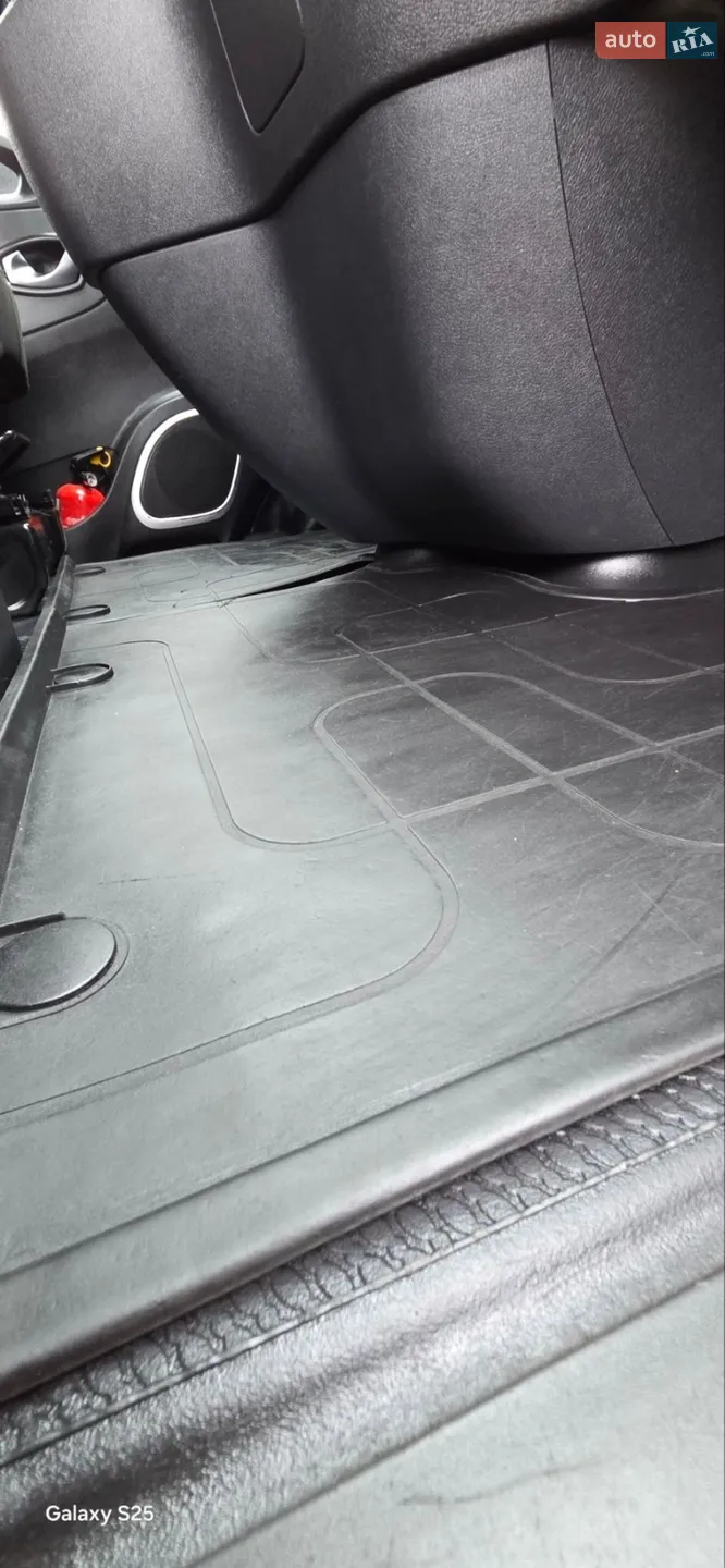 2020 Renault Trafic - мініатюра 41
