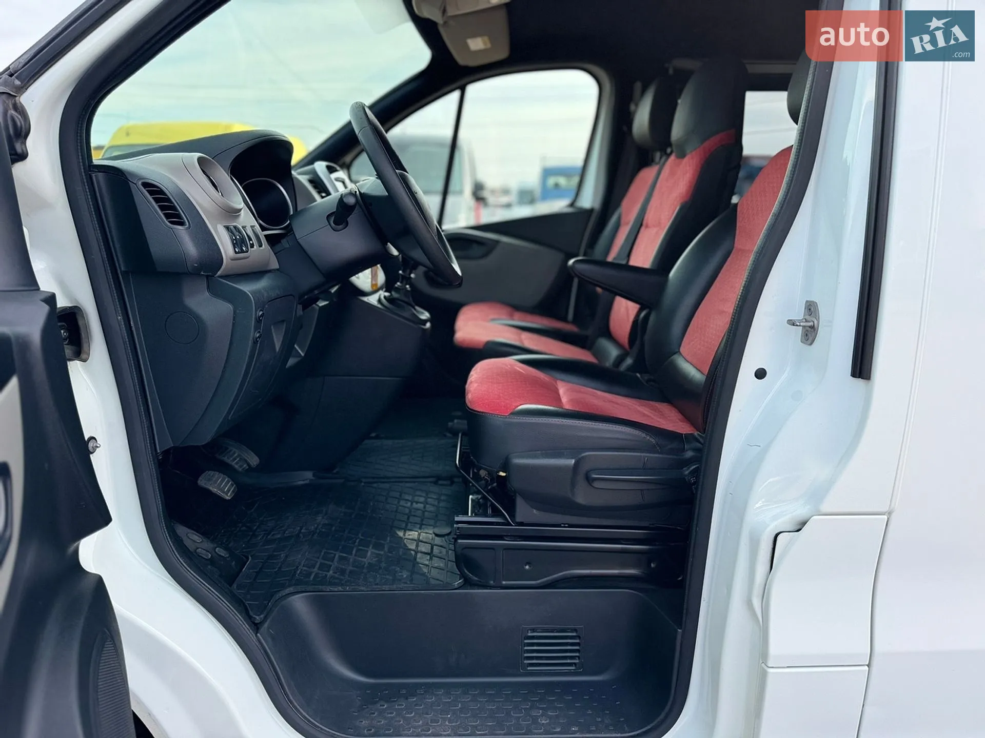2019 Renault Trafic - мініатюра 23