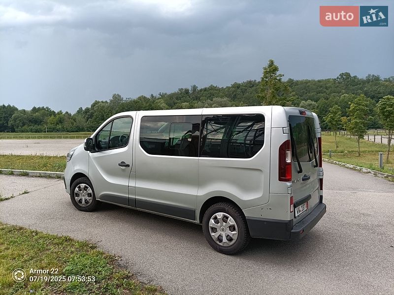 Микроавтобус Renault Trafic 2022 в Харькове