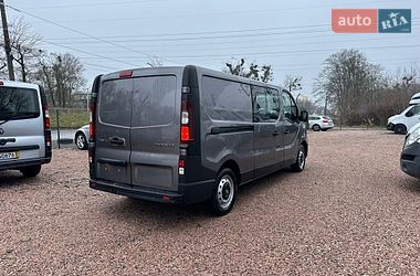 Грузопассажирский фургон Renault Trafic 2018 в Ровно