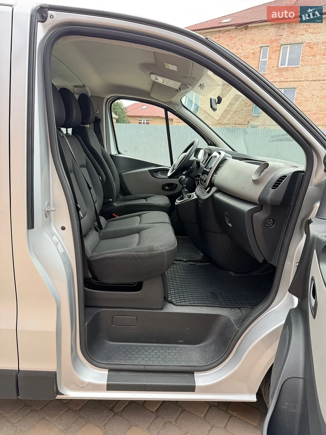 2017 Renault Trafic - мініатюра 25