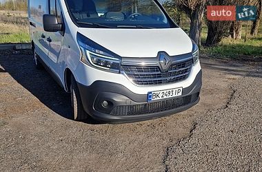 Вантажний фургон Renault Trafic 2020 в Охтирці