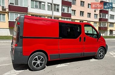 Минивэн Renault Trafic 2006 в Каменец-Подольском