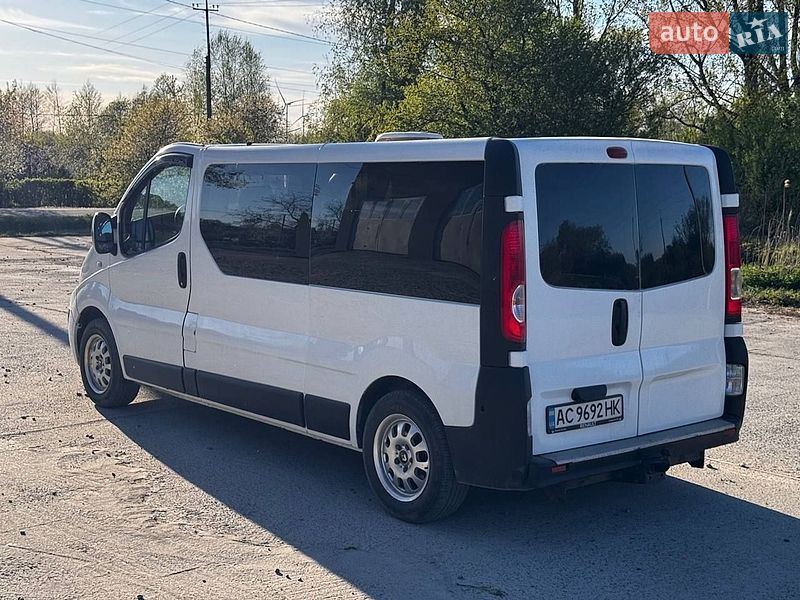 Минивэн Renault Trafic 2008 в Иваничах