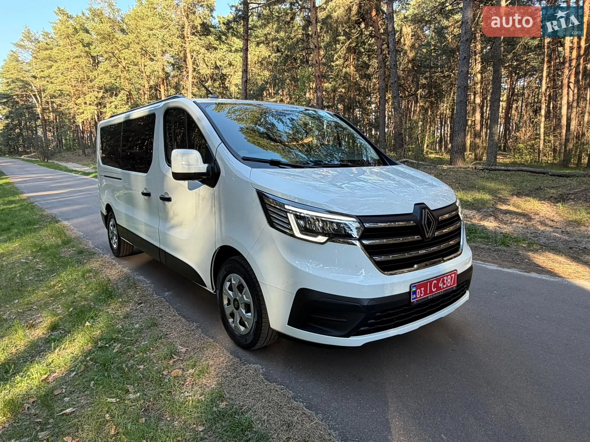 2025 Renault Trafic - мініатюра 2