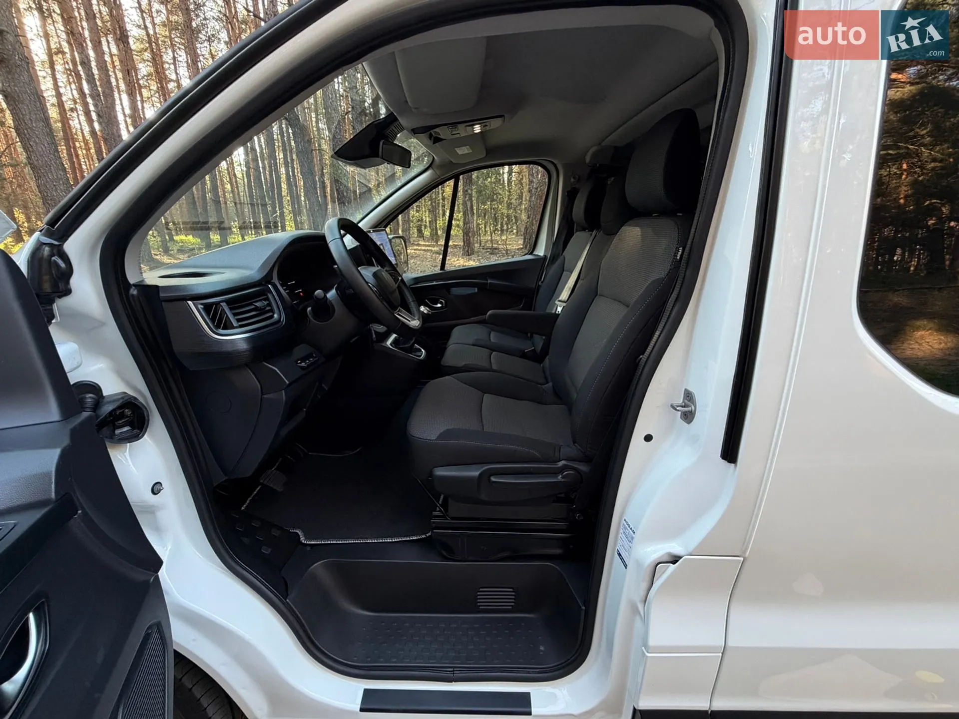 2025 Renault Trafic - мініатюра 46