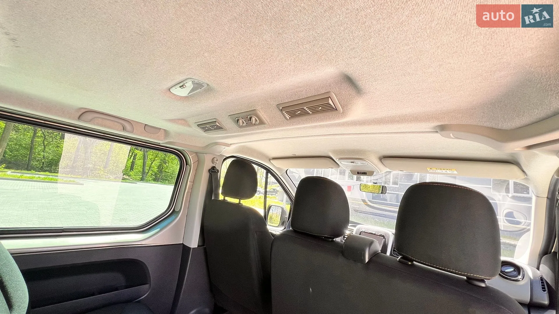 2019 Renault Trafic - мініатюра 9