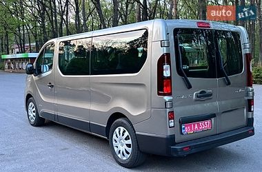 Минивэн Renault Trafic 2015 в Луцке