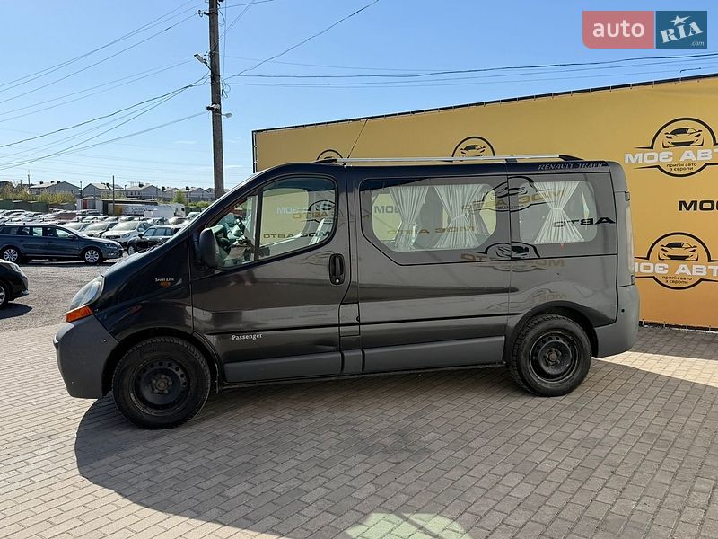 Минивэн Renault Trafic 2006 в Ровно