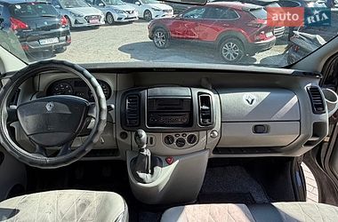 Минивэн Renault Trafic 2006 в Ровно