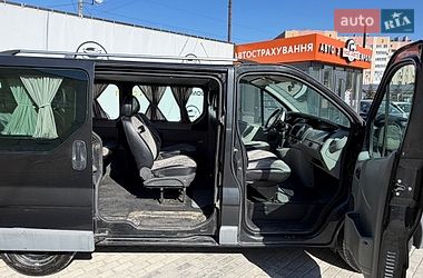 Минивэн Renault Trafic 2006 в Ровно