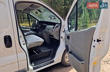 Грузовой фургон Renault Trafic 2009 в Старой Выжевке
