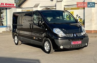 Грузовой фургон Renault Trafic 2012 в Бродах
