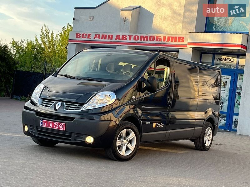 Грузовой фургон Renault Trafic 2012 в Бродах