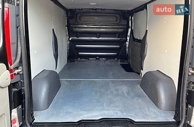 Грузовой фургон Renault Trafic 2012 в Бродах